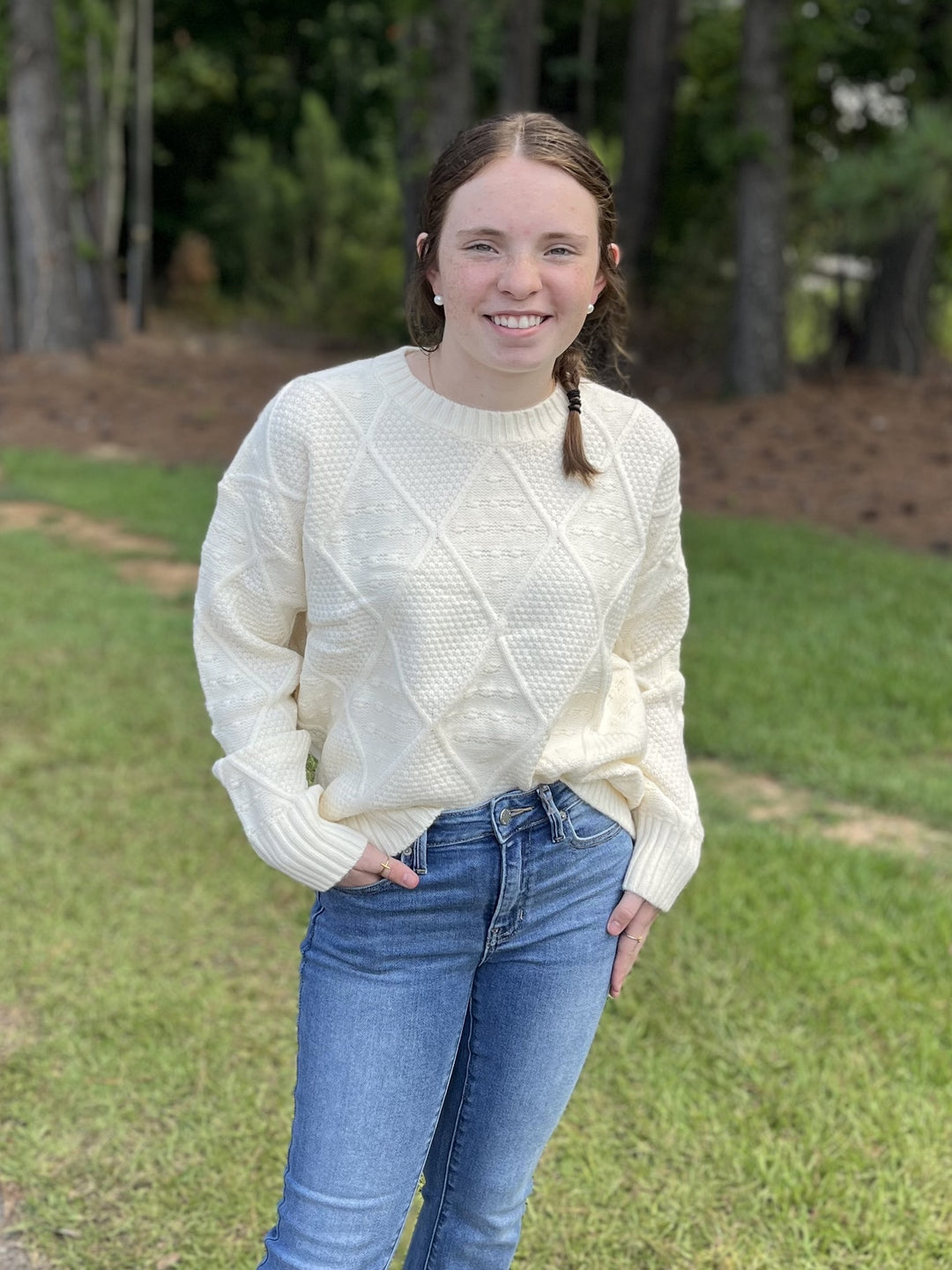 She + Sky Long Sleeve Diamond Patterned Sweater- Cream