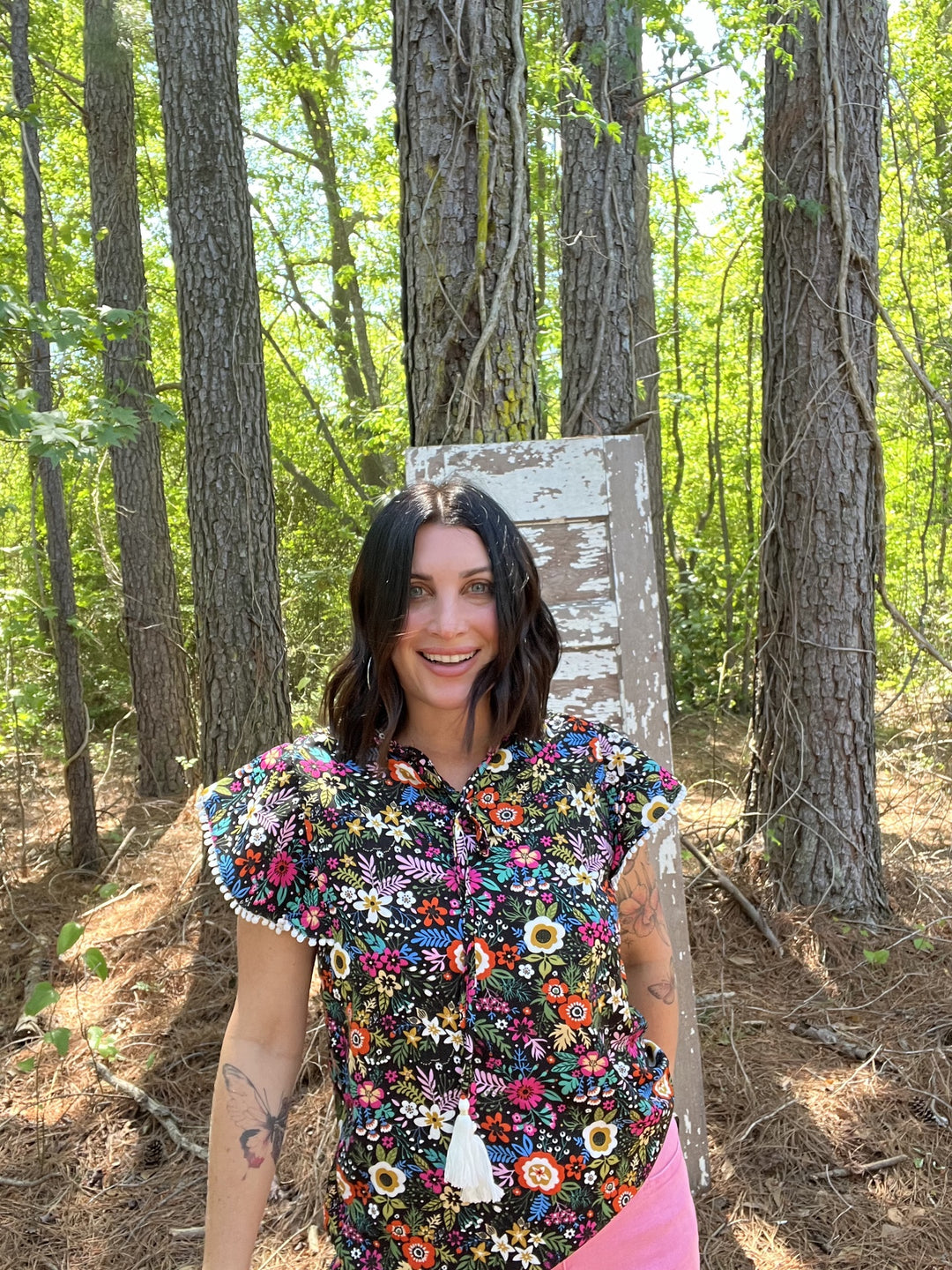 ONLINE EXCLUSIVE Tassel Tie Floral Blouse