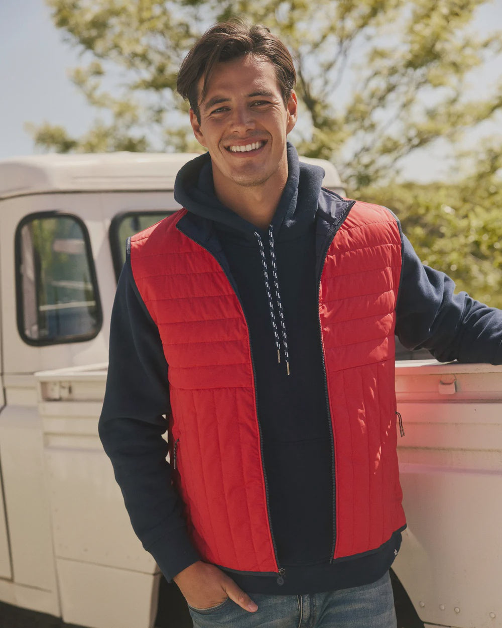 Southern Tide Men's Greenwood Packable Quilted Vest- Crab Red