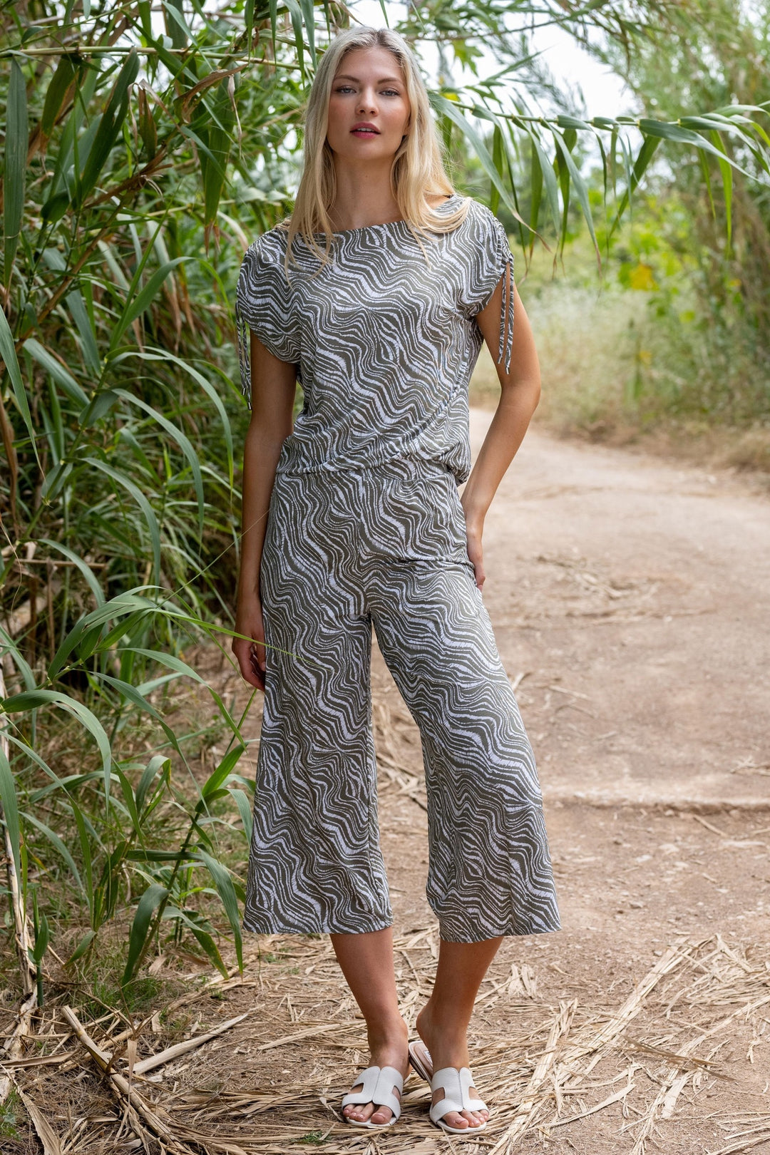 Marble Fashions Ruched Tie Short Sleeve Top