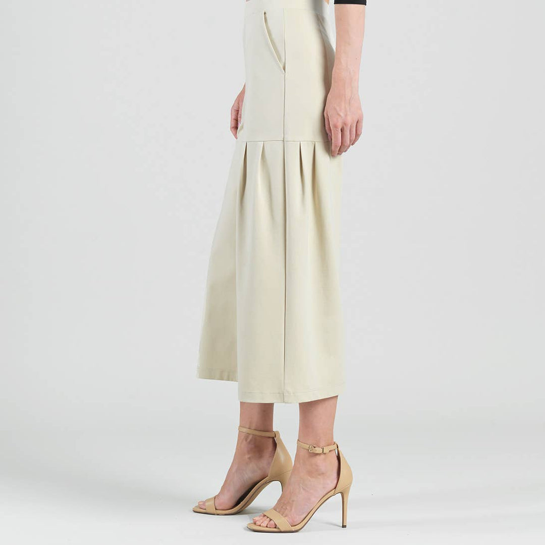 Clara Sun Woo Rayon Knit Gaucho Cropped Pant