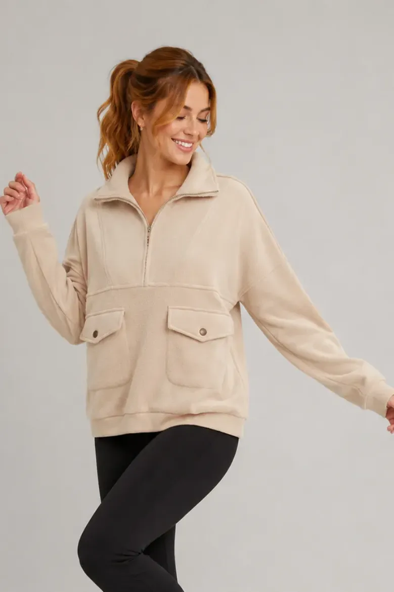 HALF ZIP FLEECE PULLOVER W/ POCKETS