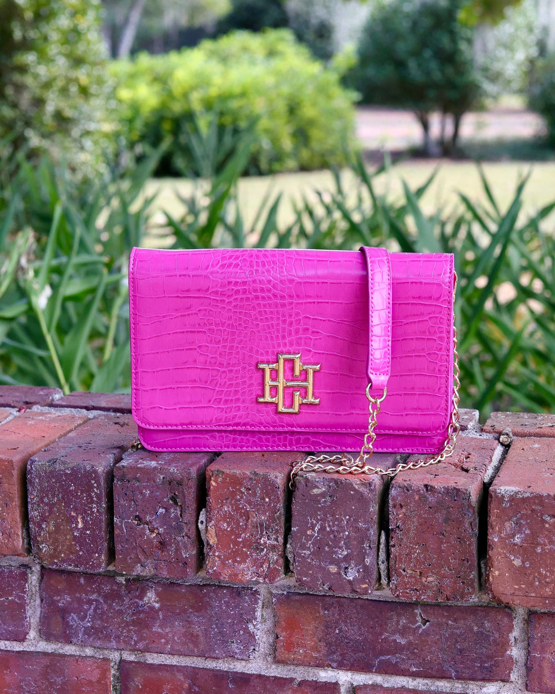 Caroline Hill Bryn Clutch/Crossbody Hot Pink EC