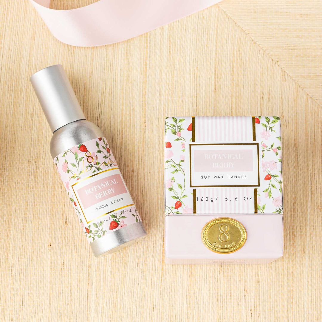 8 Oak Lane Botanical Berry Boxed 5.6oz Candle
