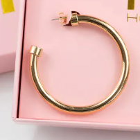 Hoo Hoops Lightweight Large Hoop Earrings - Gold