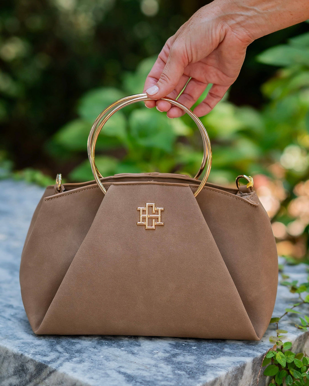 Caroline Hill Brooks Bag with Rings Latte S