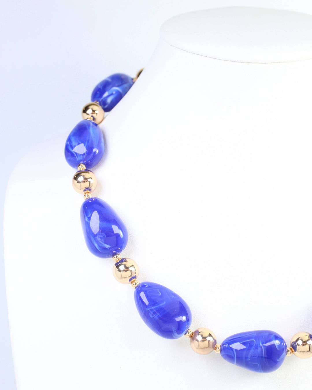 Giana Swirl Beaded Necklace Blue