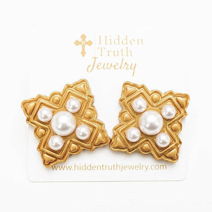 Hidden Truth Jewelry Ellie Pearl Studs
